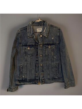 Old Navy Distressed Jean Jacket – Size L ✨ NWT